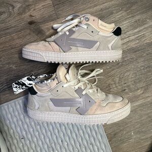 Off-White Offcourt Floating Arrow 3.0